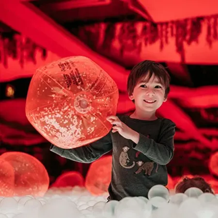 Chaos Lab: Esperienza divertente e creativa