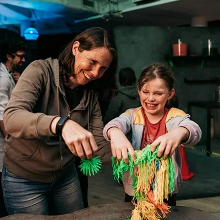 Chaos Lab: Esperienza divertente e creativa