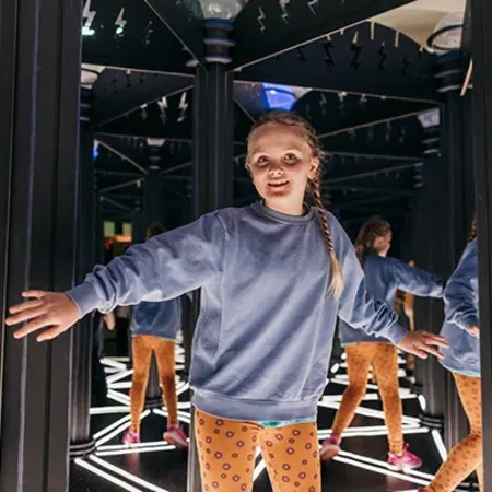 "Chaos Lab: Esperienza divertente e creativa"